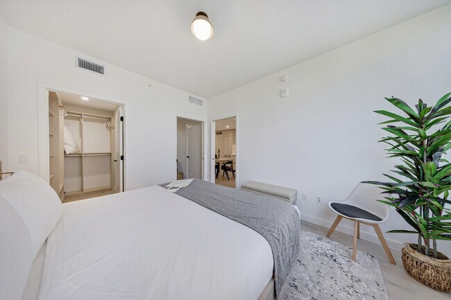 Building Photo - 45 NW 1st St