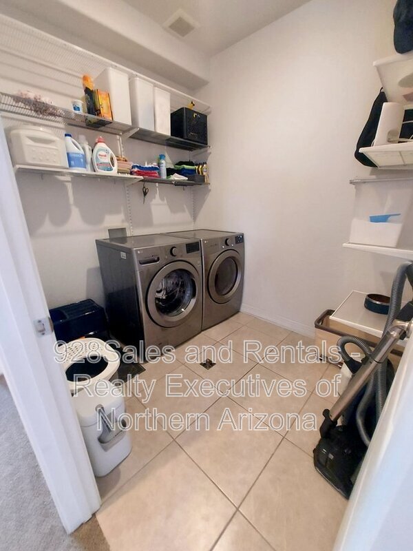 Building Photo - 2449 W Bruce Balle Dr