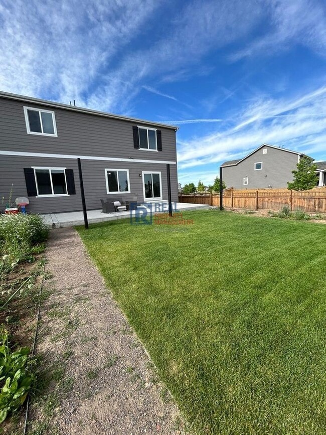 Building Photo - 2909 Quartz Pl