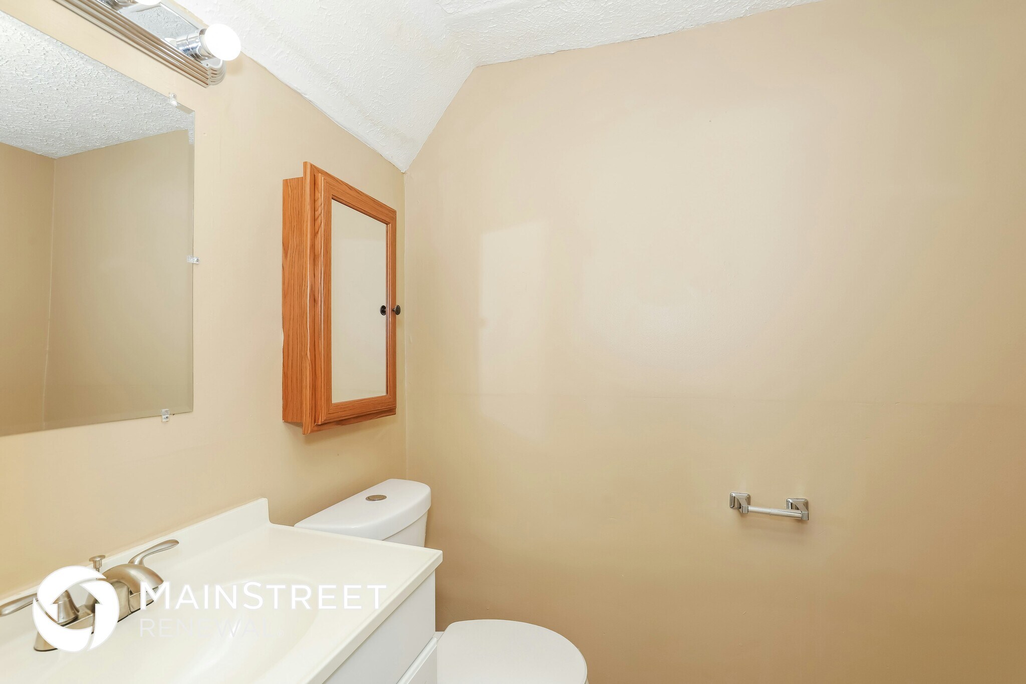 Building Photo - 5804 Coppock Ln