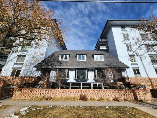 Primary Photo - Gorgeous 1 Bed 1 Bath Condo In Fantastic L...