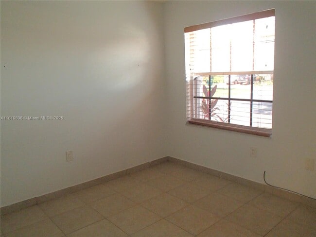 Building Photo - 21519 SW 90th Ct