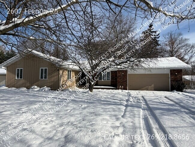 Building Photo - 2607 Ferdon Rd