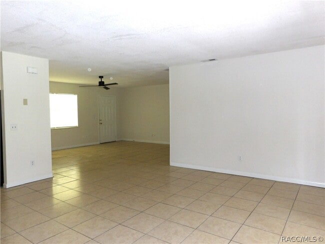 Building Photo - 8935 N Basswood Ave