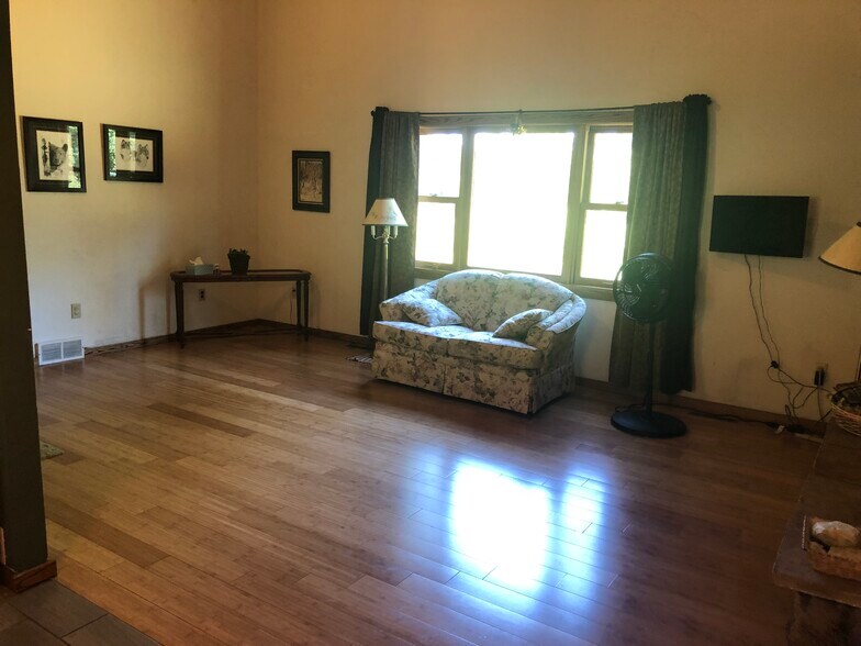 Living Room - 23260 Bridgestone Rd NW