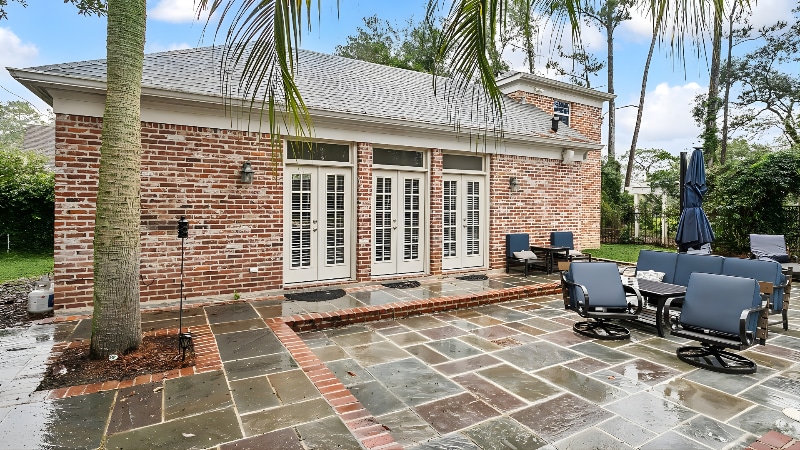 Building Photo - 126 Rue De La Paix