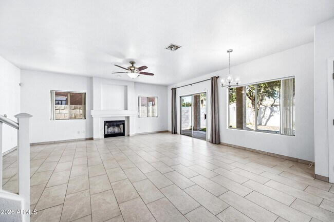 Building Photo - 9054 W Custer Ln