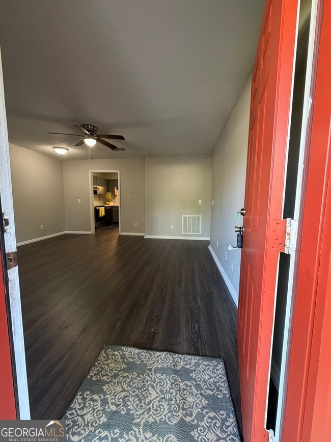 Building Photo - 73 Talbot Ct