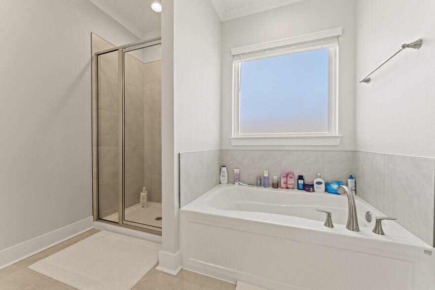 Building Photo - 3145 Creekmere Ln