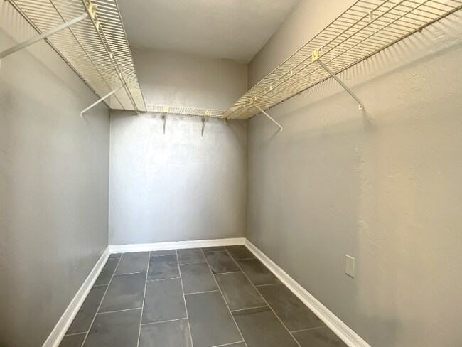 Building Photo - 3013 S Atlantic Ave