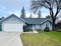 Building Photo - Cute Family Home!