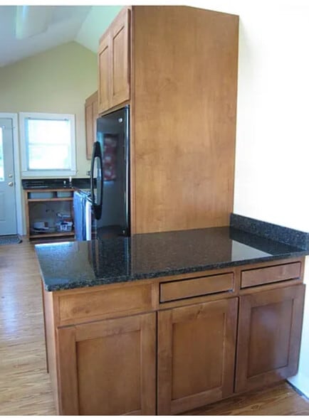 Custom cabinets with Granite countertops - 206 N Graham St