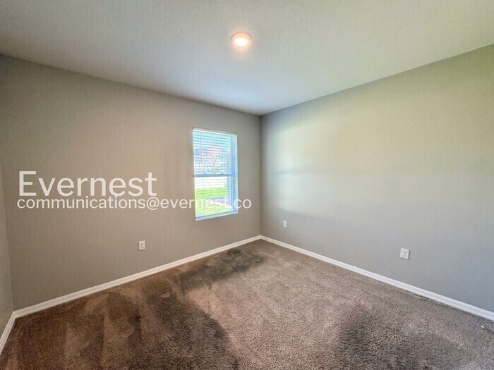 Building Photo - 1630 Spray Terrace