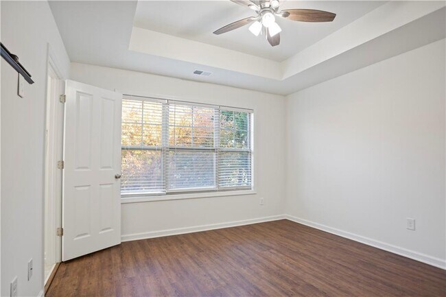 Building Photo - 2253 Lavista Ct NE