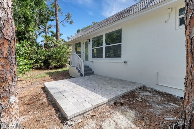 Building Photo - 272 Yorkshire Ct