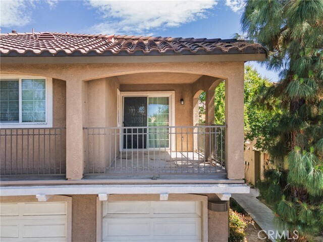 Building Photo - 25892 Iris Ave
