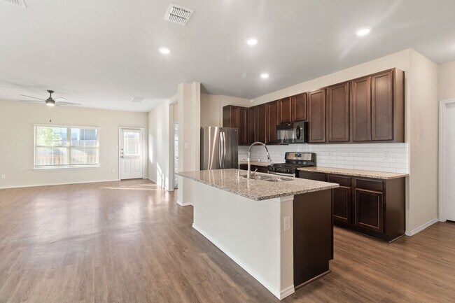 Building Photo - 15219 Selene View