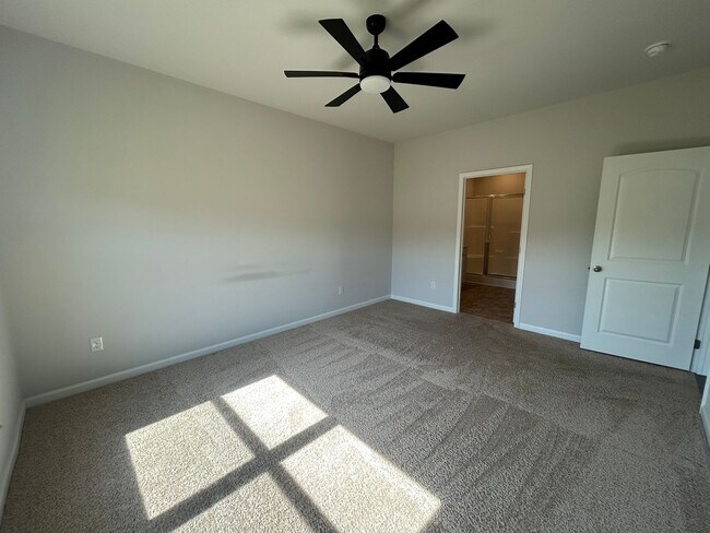 Building Photo - Welcome Home!