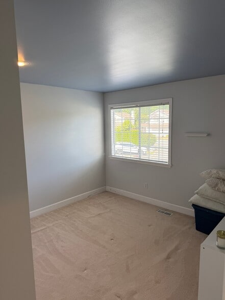 Building Photo - 2016 163rd St SE