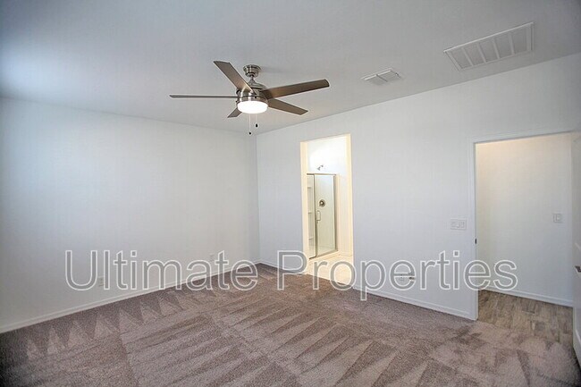 Building Photo - 12624 W Nogales Dr