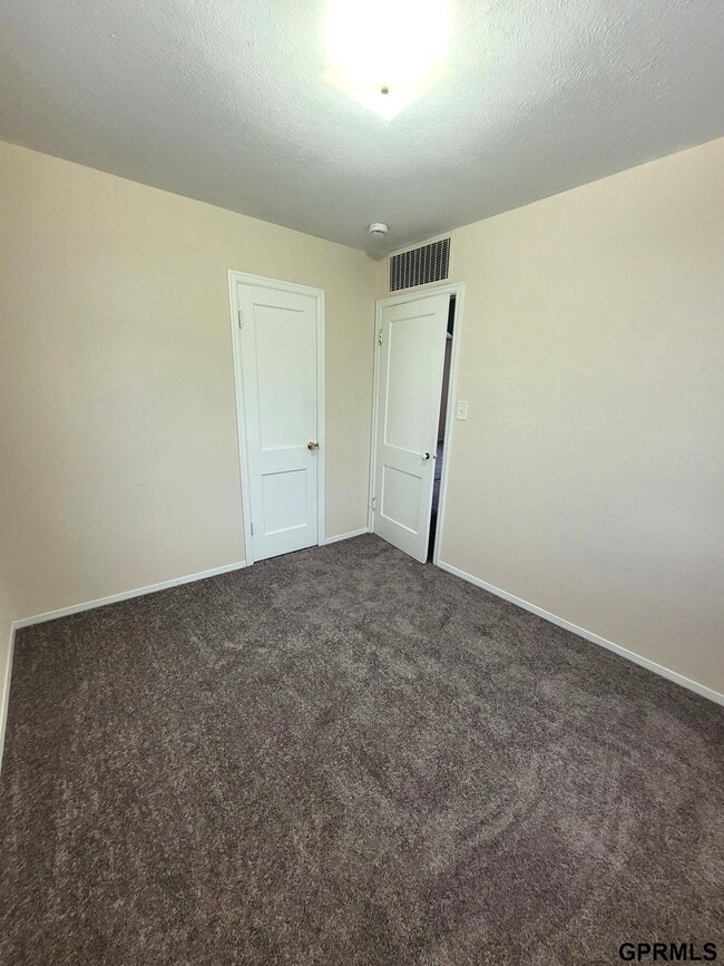 Building Photo - 2304 Van Buren St
