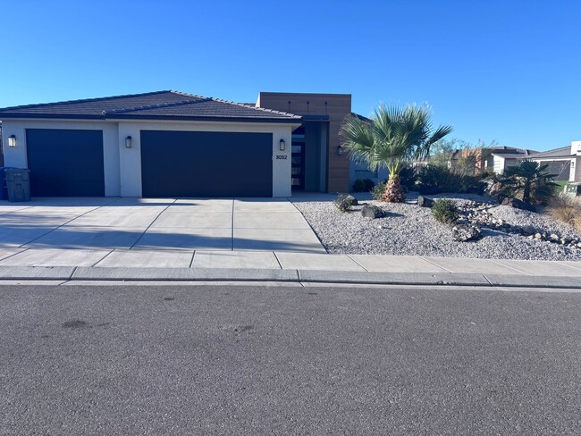 Primary Photo - 3 bed | 2.5 bath single story with office