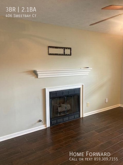 Building Photo - 406 Sweetbay Ct