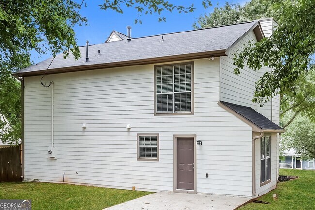Building Photo - 510 Rosehill Dr