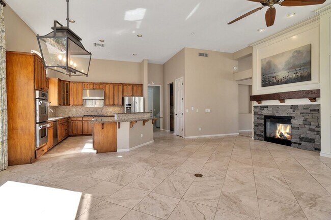 Building Photo - Stunning 4-bedroom, 3-bathroom home located in the desirable Scottsdale, AZ with a Casita! *RENT ...