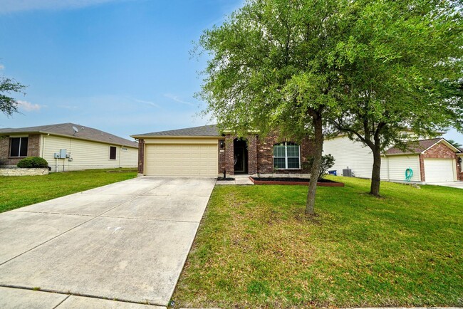 Building Photo - Charming 3-Bedroom Home in Schertz - Great...