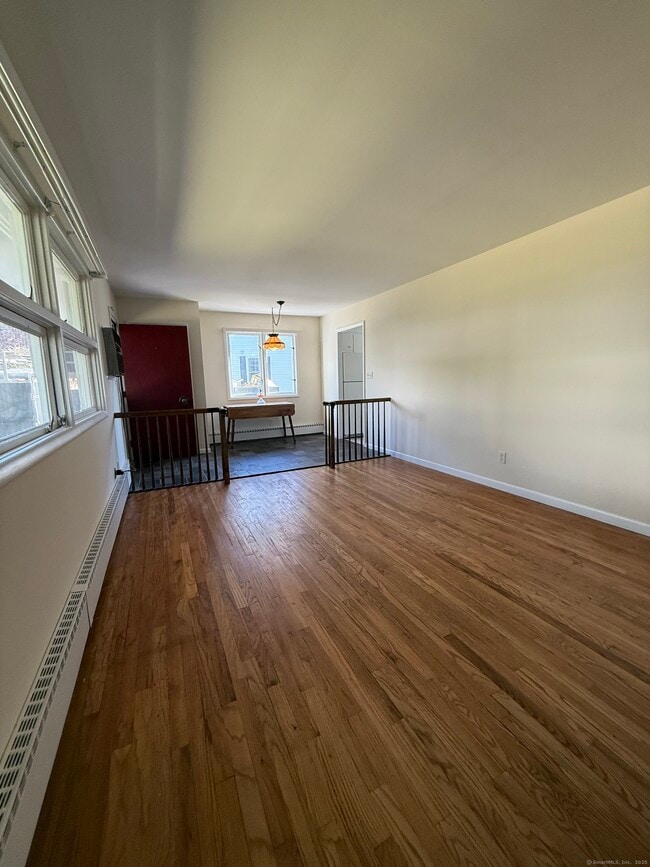 Building Photo - 246 Bullard St