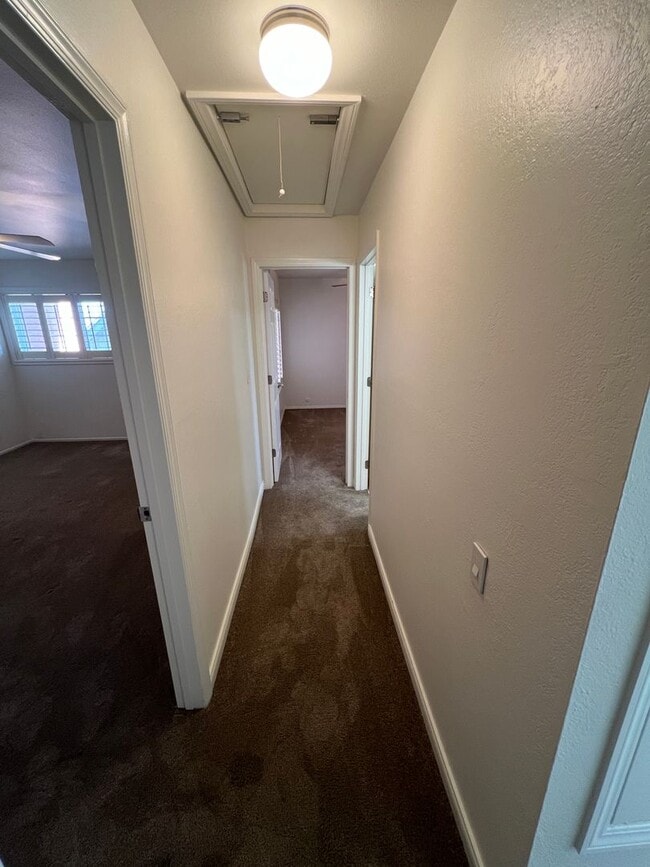 Building Photo - Charming Keys Harbor Condo 2+1.5