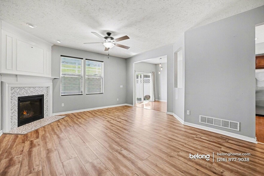 Building Photo - 461 Turner Dr