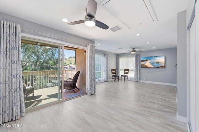 Building Photo - 254 Sequoia Ct