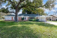 Building Photo - 9001 Friendship Rd