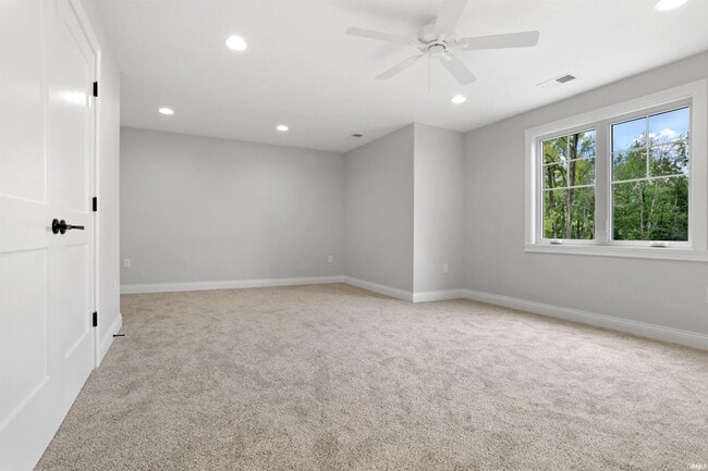 Building Photo - 4092 Cottonwood Dr