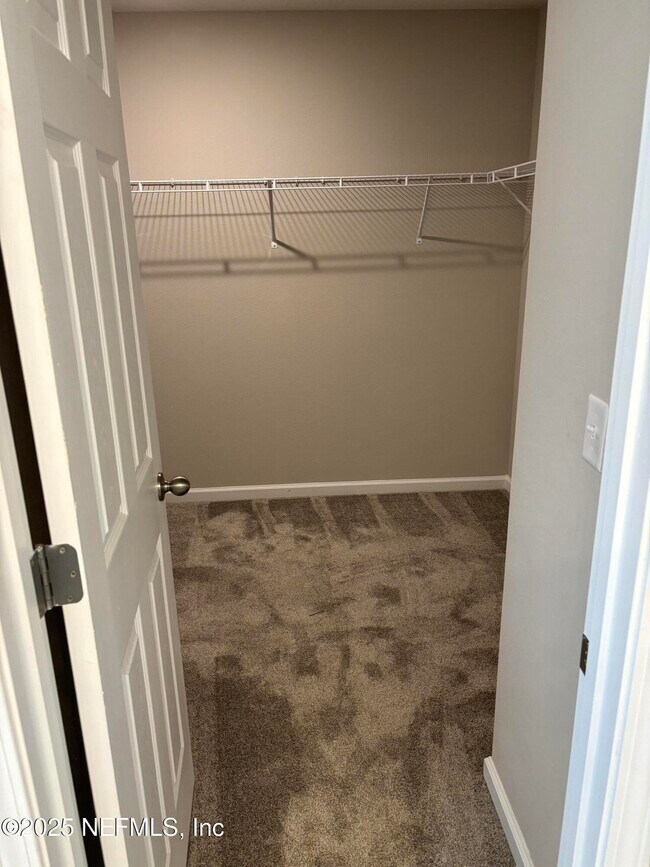 Building Photo - 6847 Mirage St