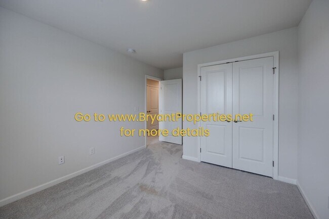 Building Photo - 632 Exmoor Dr
