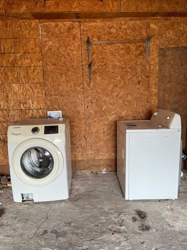 Building Photo - 1538 S 19th St