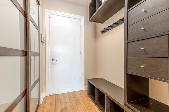 Building Photo - 2431 Cobblewood Dr