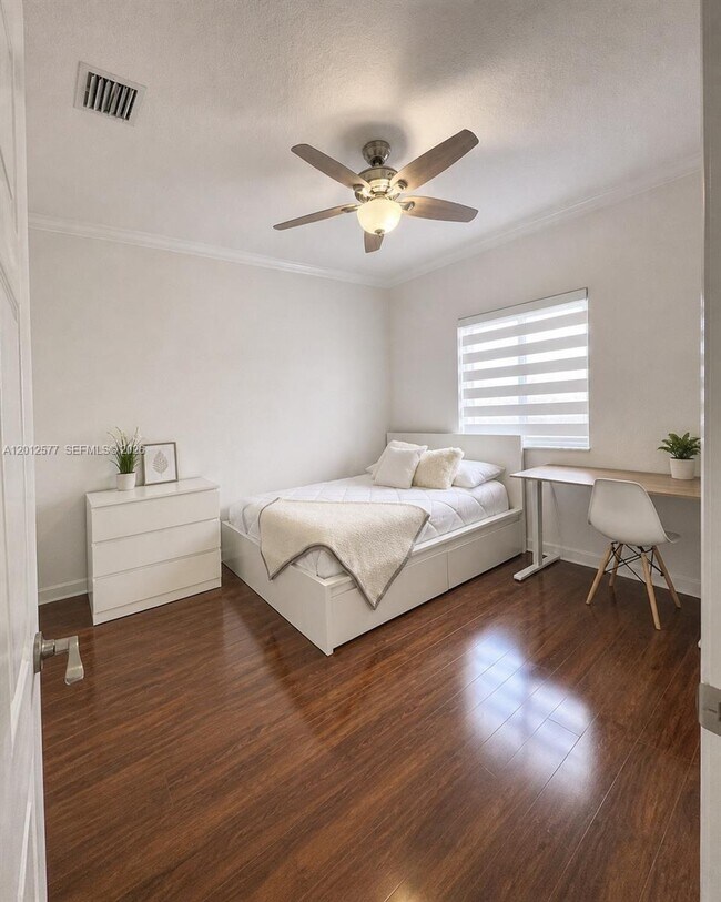 Building Photo - 15562 SW 177th Terrace