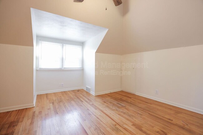 Building Photo - 5916 Camden Ave