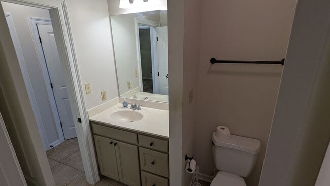 Building Photo - 1570 Tasajillo Dr