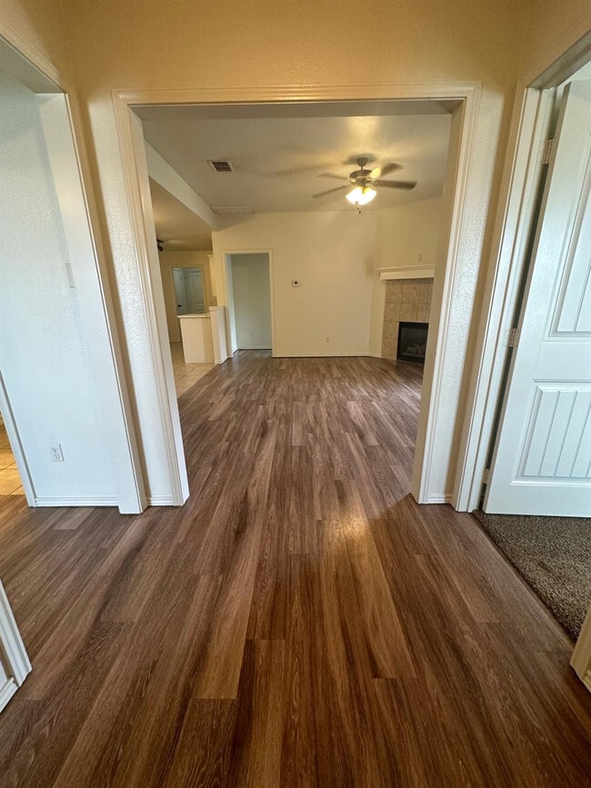 Building Photo - 6133 72nd Pl