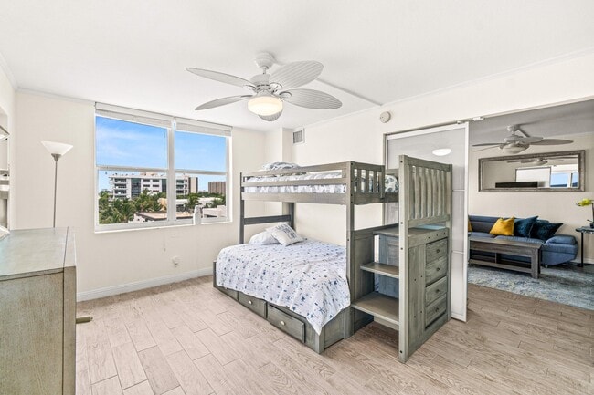 Building Photo - 4511 S Ocean Blvd