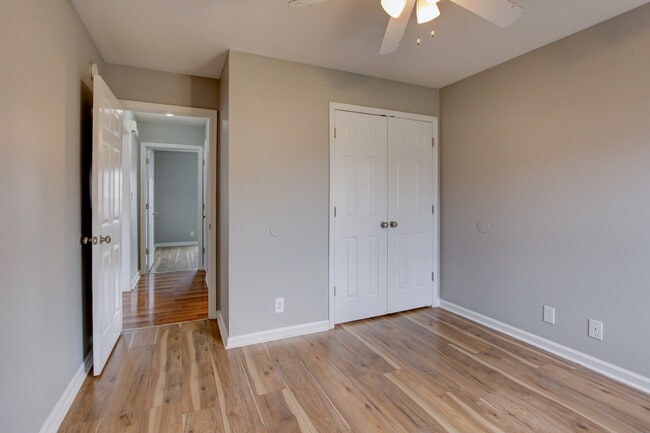 Building Photo - 3696 S Naples Ct