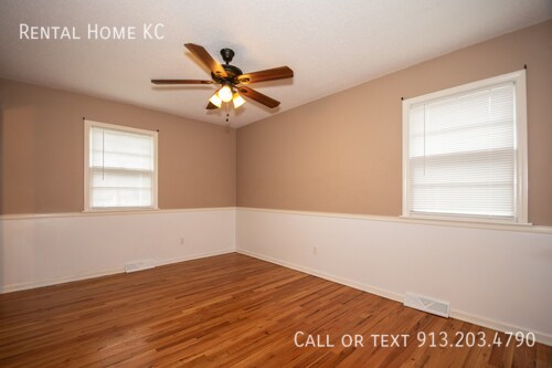 Building Photo - 11314 W 74th Terrace