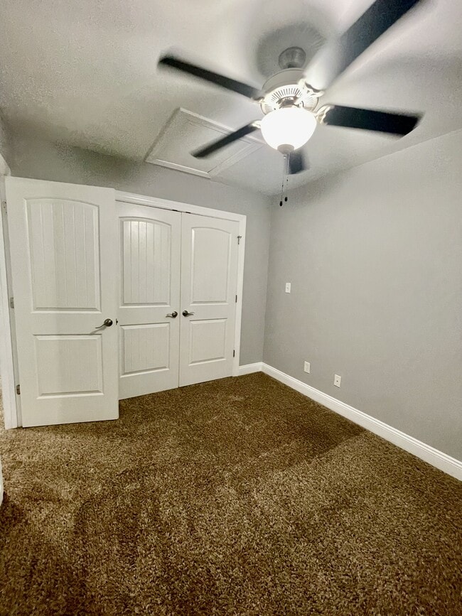 Building Photo - 518 Capstone Dr