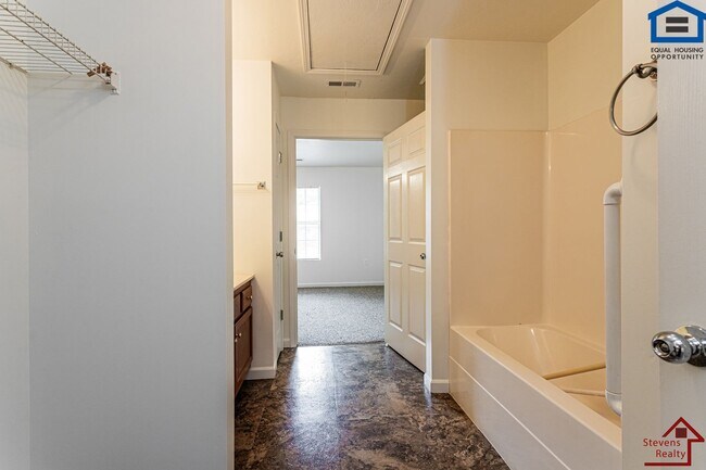 Building Photo - 6407 Son Light Way
