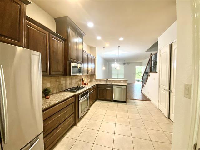 Building Photo - 10534 Tenneyson Ridge Dr
